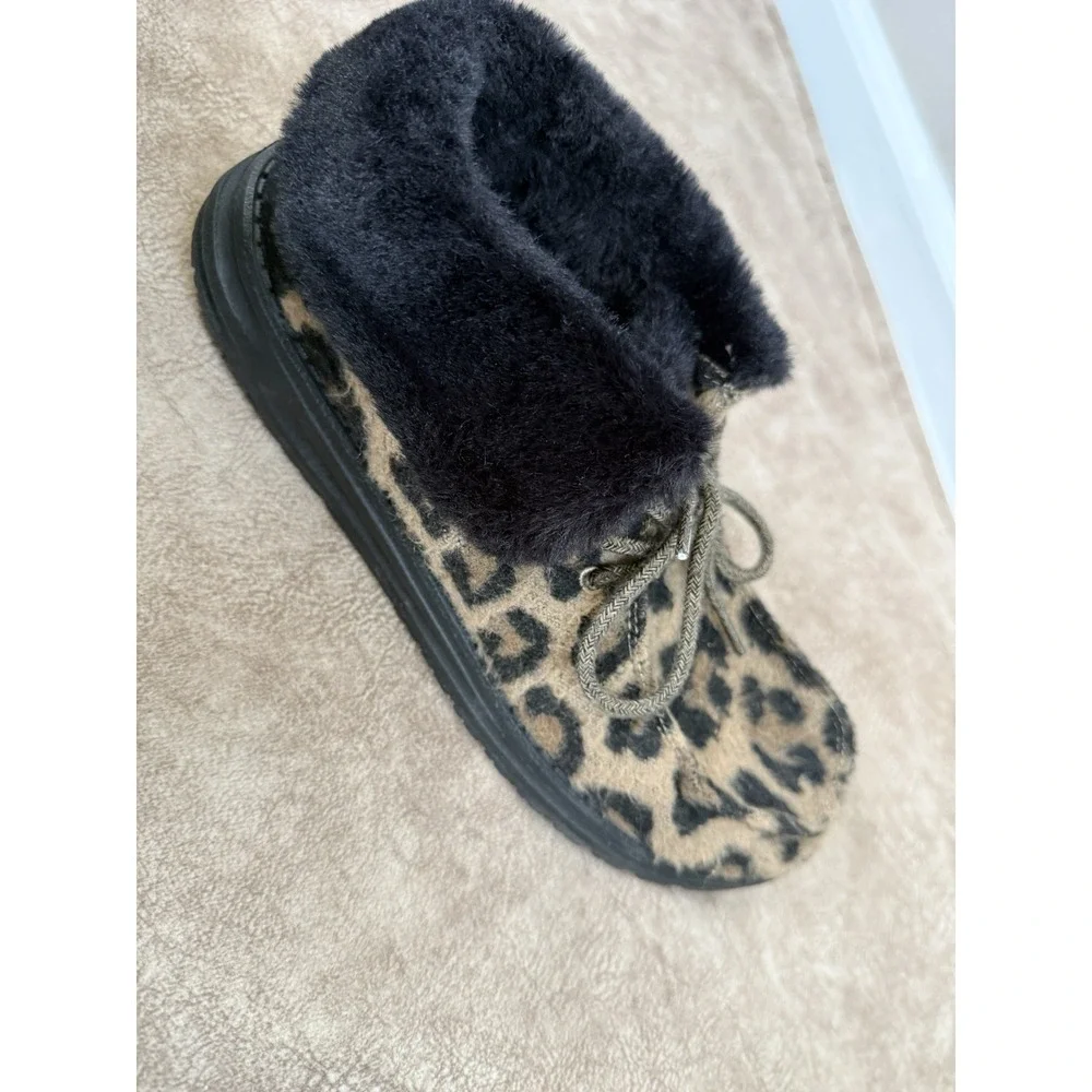 Hey Dude Britt Leopard Print Faux Fur Lined Winter Boots Women's Size 9